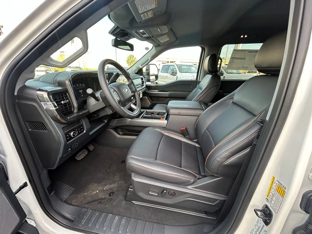New 2026 Star White Metallic Tri-Coat Ford F-250® Lariat® image 18