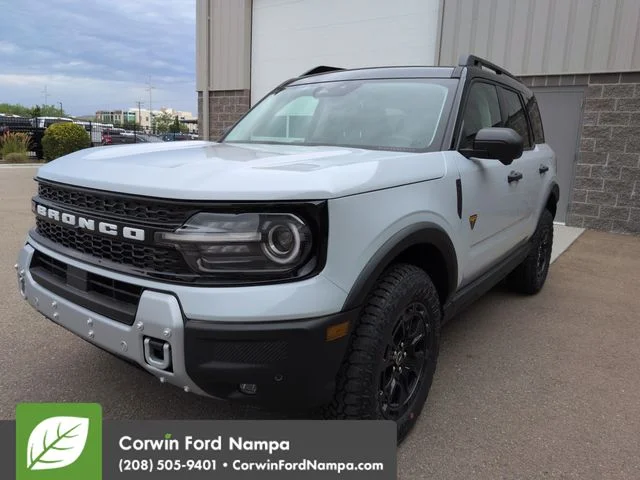New 2026 White Metallic Ford Badlands image 7