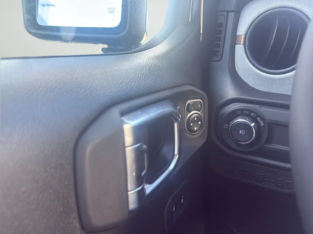 2026 Jeep Wrangler 4-Door Sport S - Photo 35