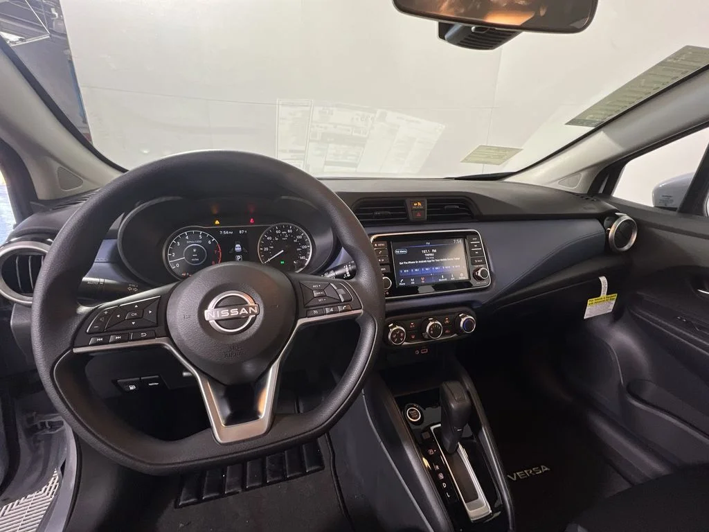 2025 Nissan Versa Sedan SV - Photo 11