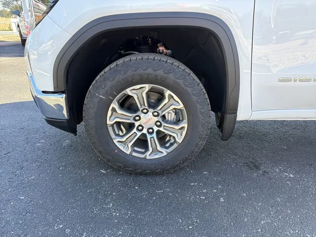 New 2026 Summit White GMC SLE image 35