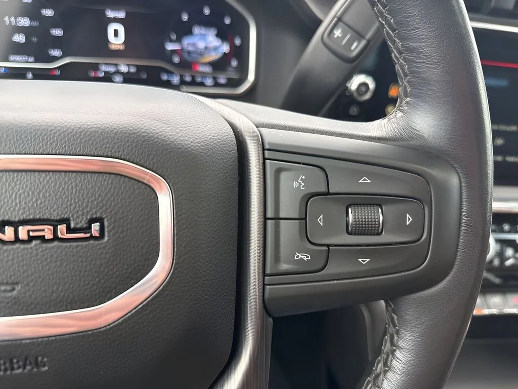 Used 2024 White Frost Tricoat GMC Denali Ultimate image 19