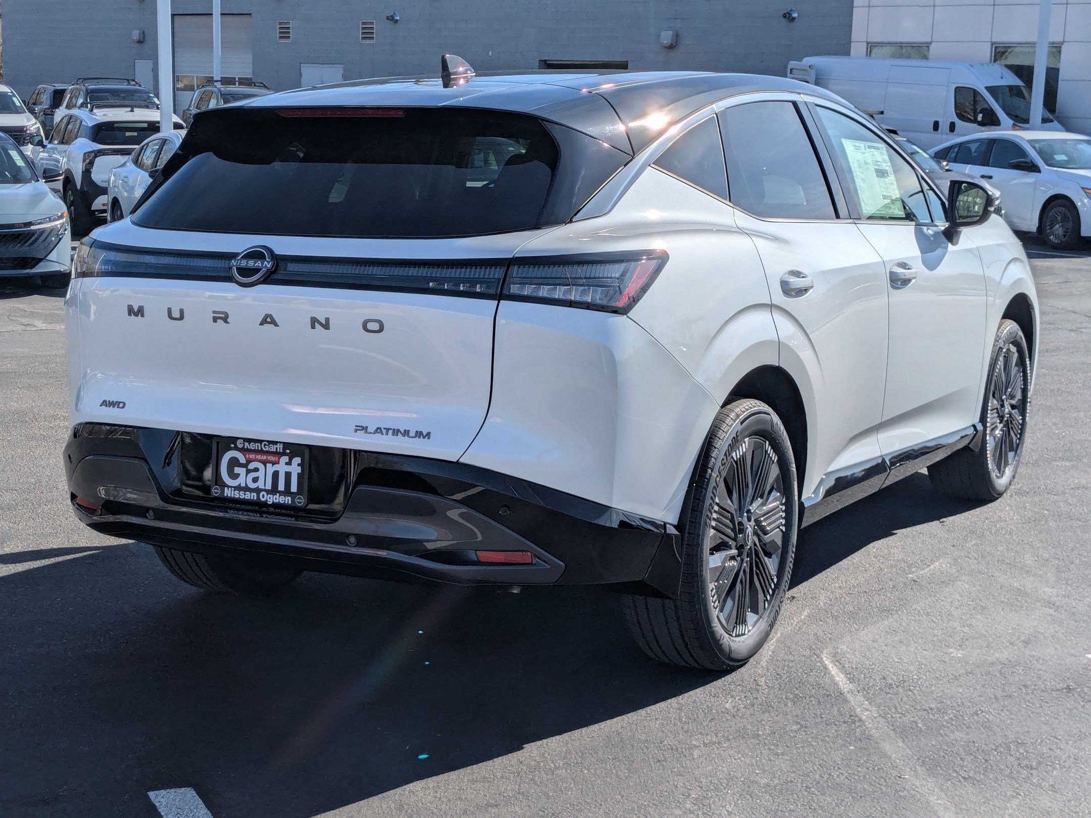 New 2026 Everest White Pearl Tricoat/Super Black Nissan Platinum image 3