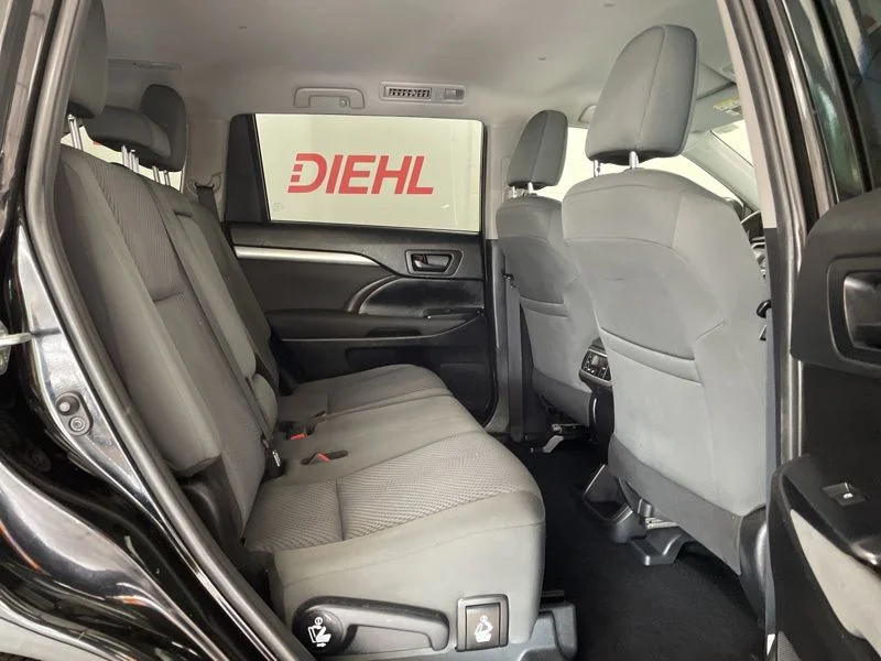 Used 2019 Black Toyota LE image 6