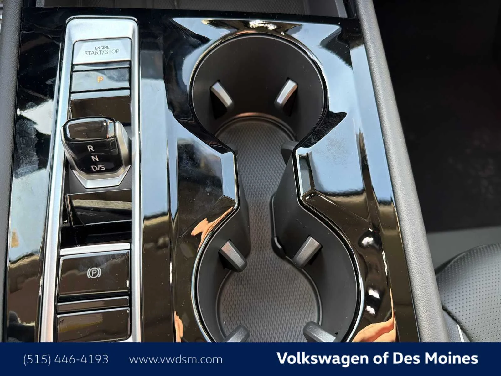 2026 Volkswagen Atlas SEL Premium R-Line - Photo 17