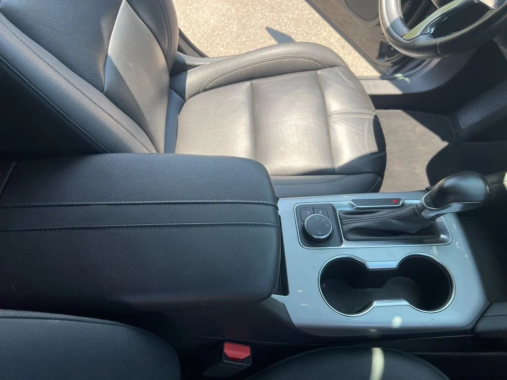 Used 2022 Black Chevrolet LT image 48