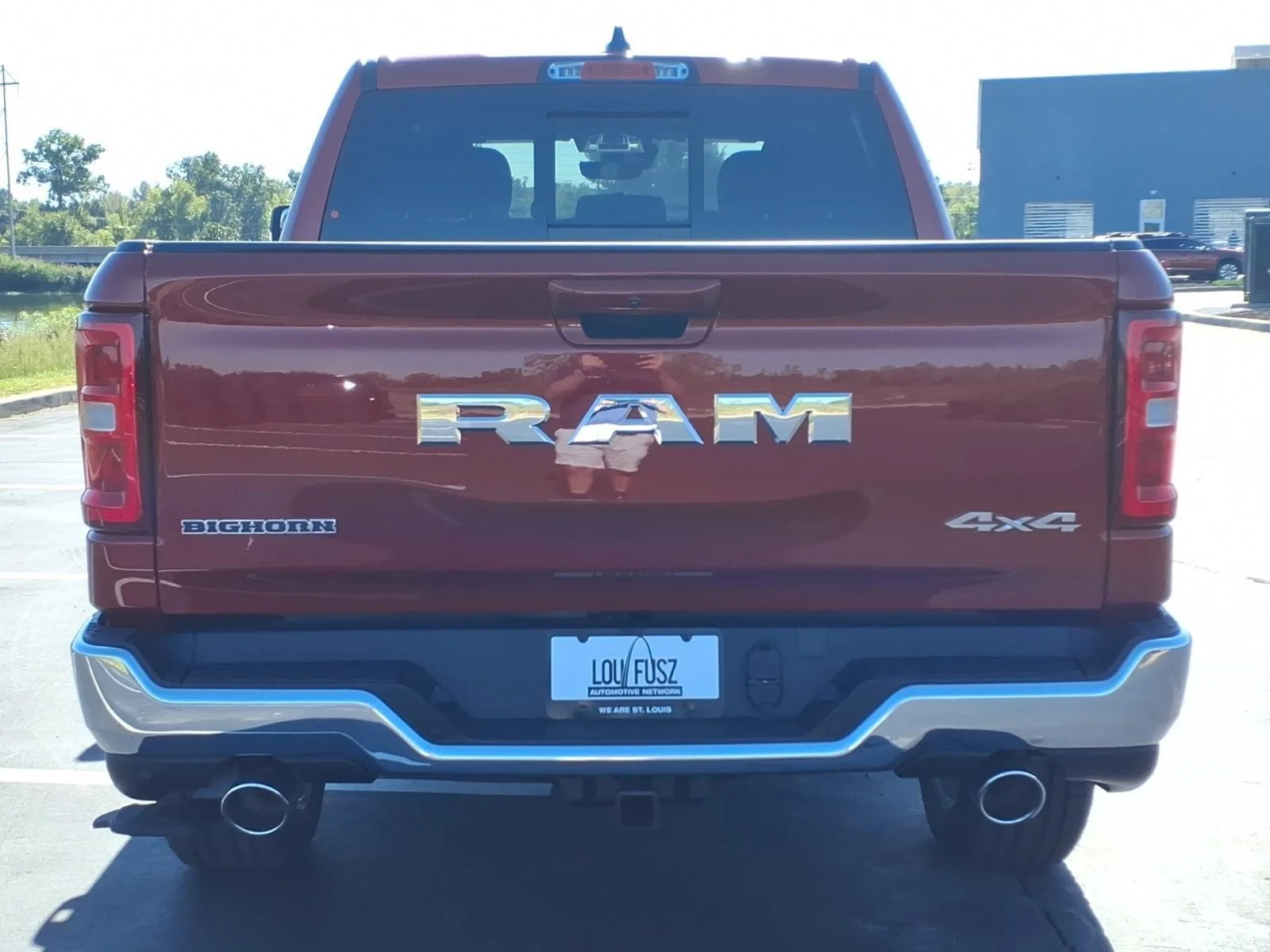 New 2027 Molten Red Pearl-Coat Exterior Paint RAM Big Horn image 18