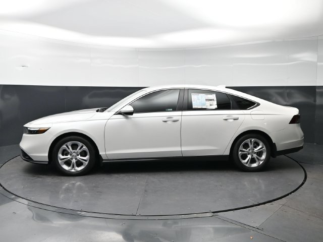 New 2026 Platinum White Pearl Honda LX image 8