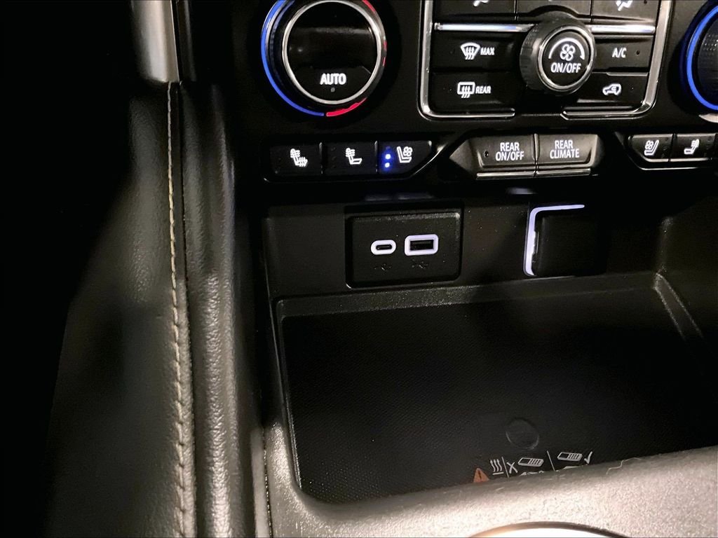 Used 2023 Gray Chevrolet Premier image 27