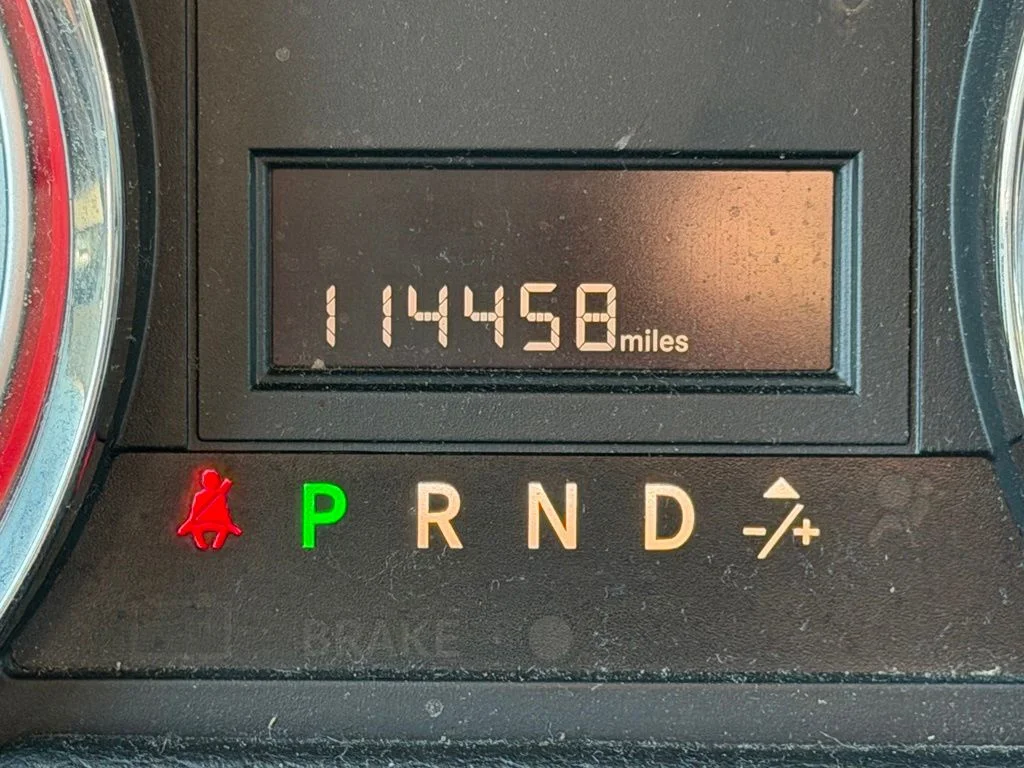Used 2018 Gray Dodge SE image 31