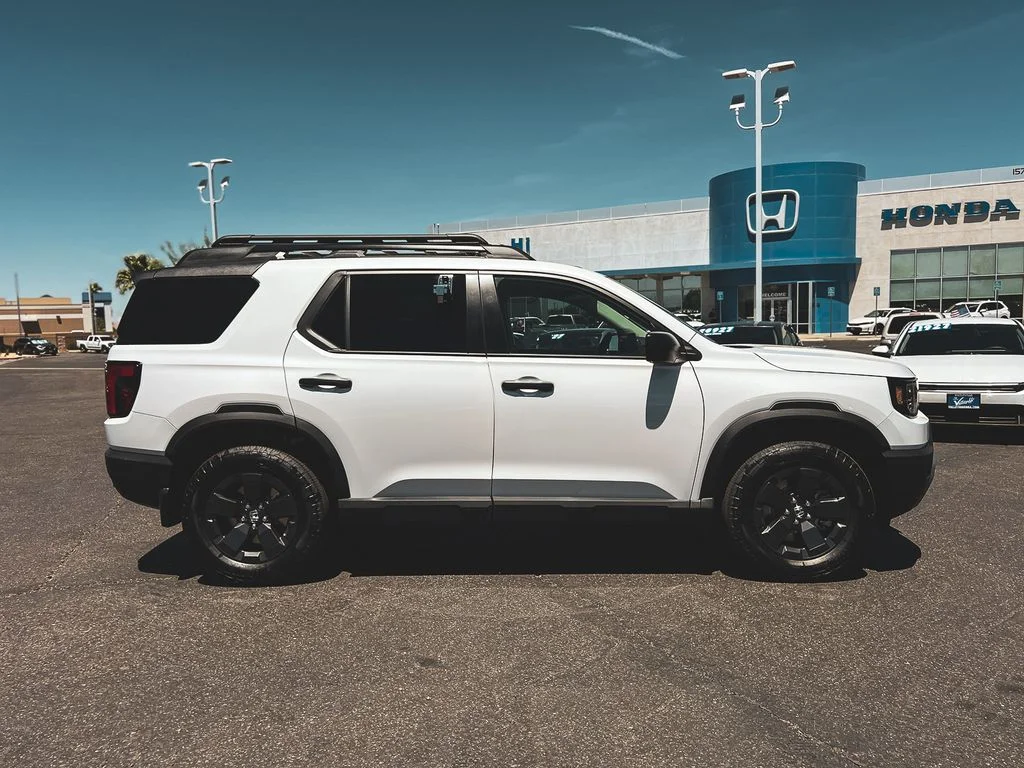 New 2026 Platinum White Pearl Honda RTL Towing image 9