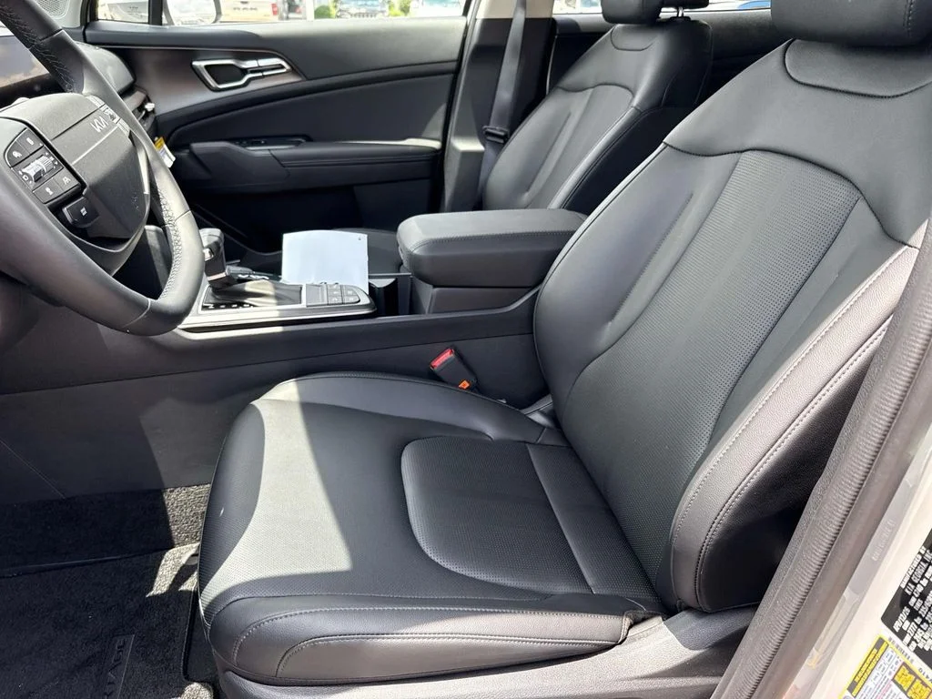 New 2026 Wolf Gray Kia EX image 34