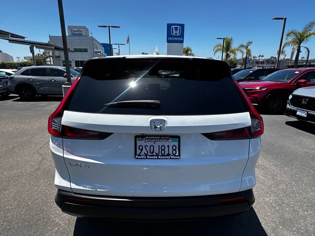 Used 2025  Honda EX image 7