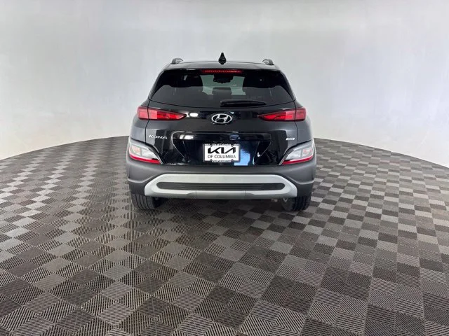 Used 2023 Black Hyundai SEL image 10