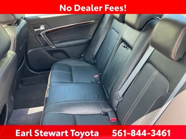 Used 2010  Lincoln Base image 12