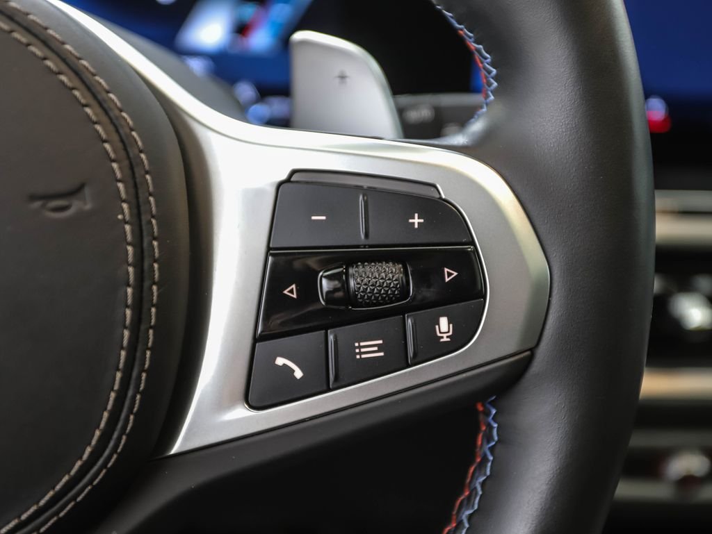 Used 2024 Blue Metallic BMW M60i image 13
