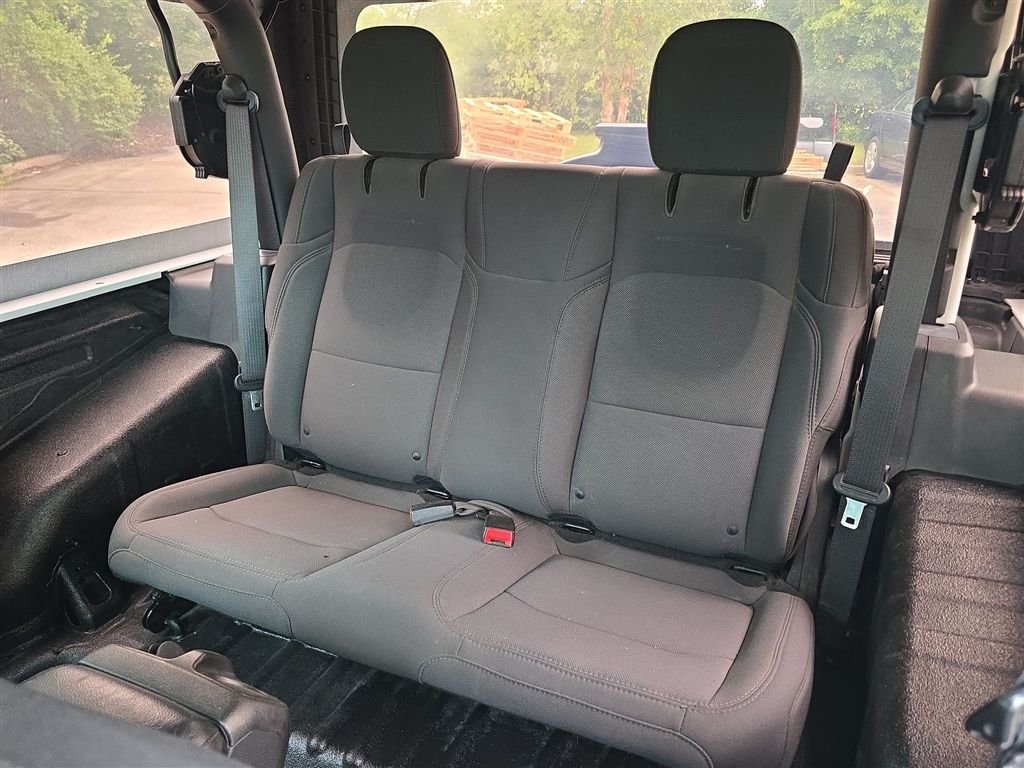 Used 2018 White Jeep Sport image 16