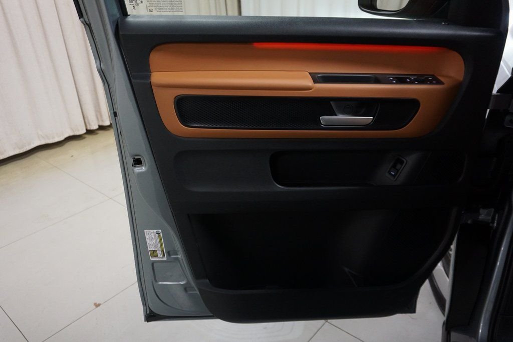 2025 Volkswagen ID. Buzz PRO S - Photo 31