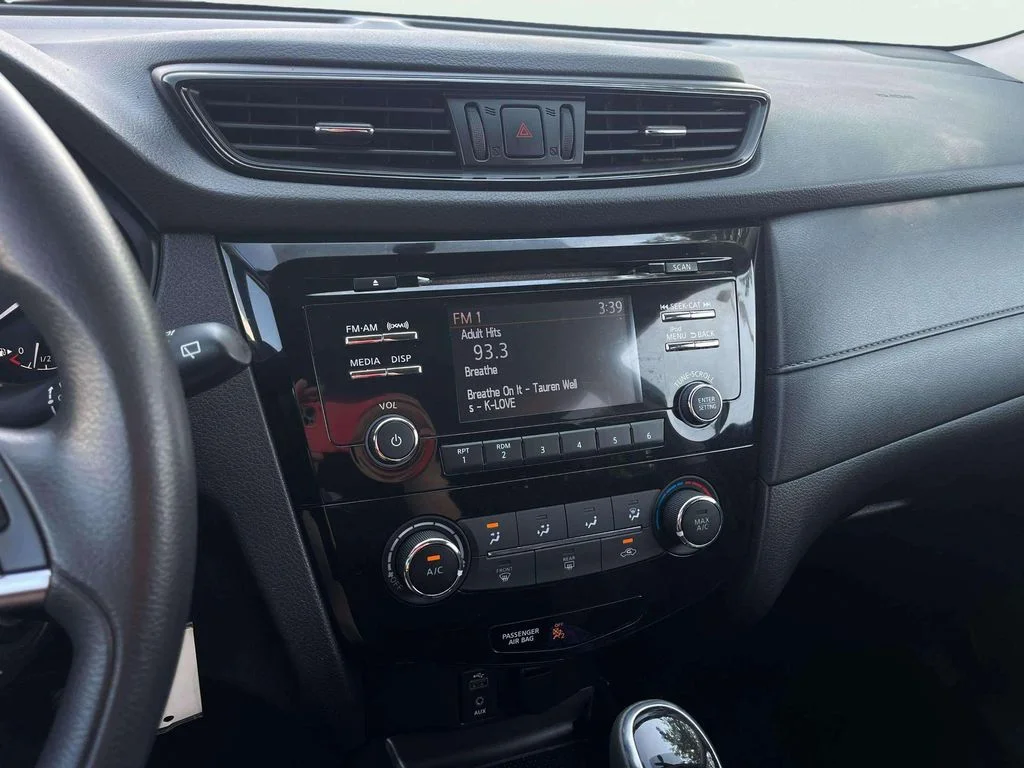 Used 2017 Gun Metallic Nissan S image 9