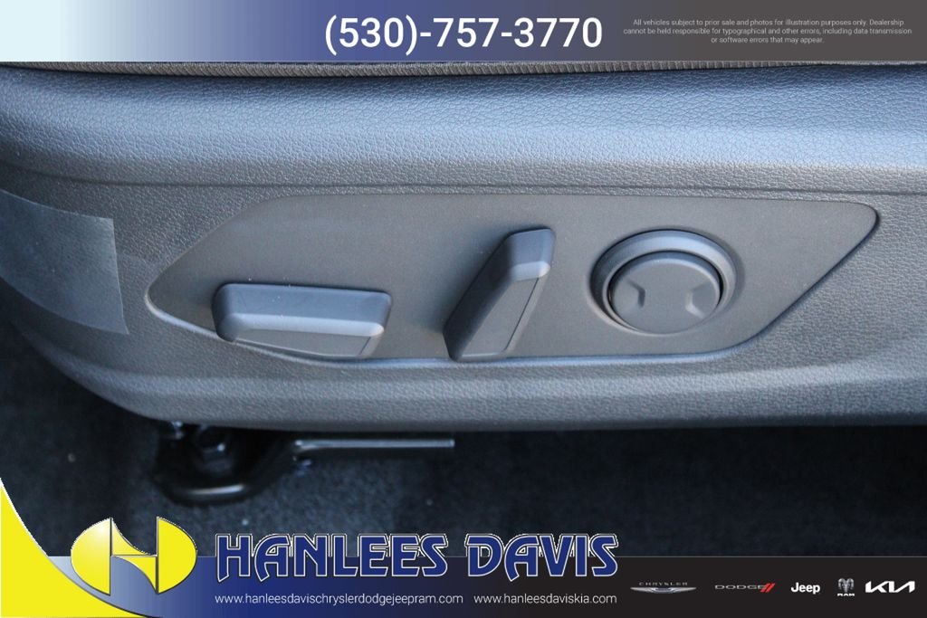 New 2026 Wolf Gray Kia EX image 14