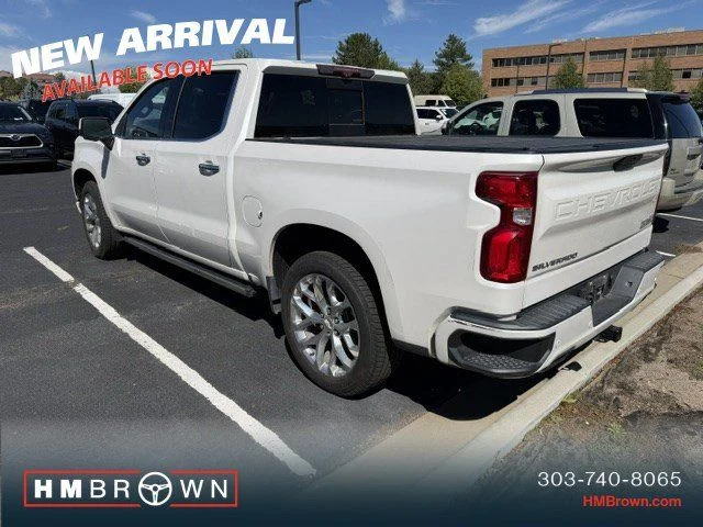 Used 2020 Pearl Chevrolet High Country image 3