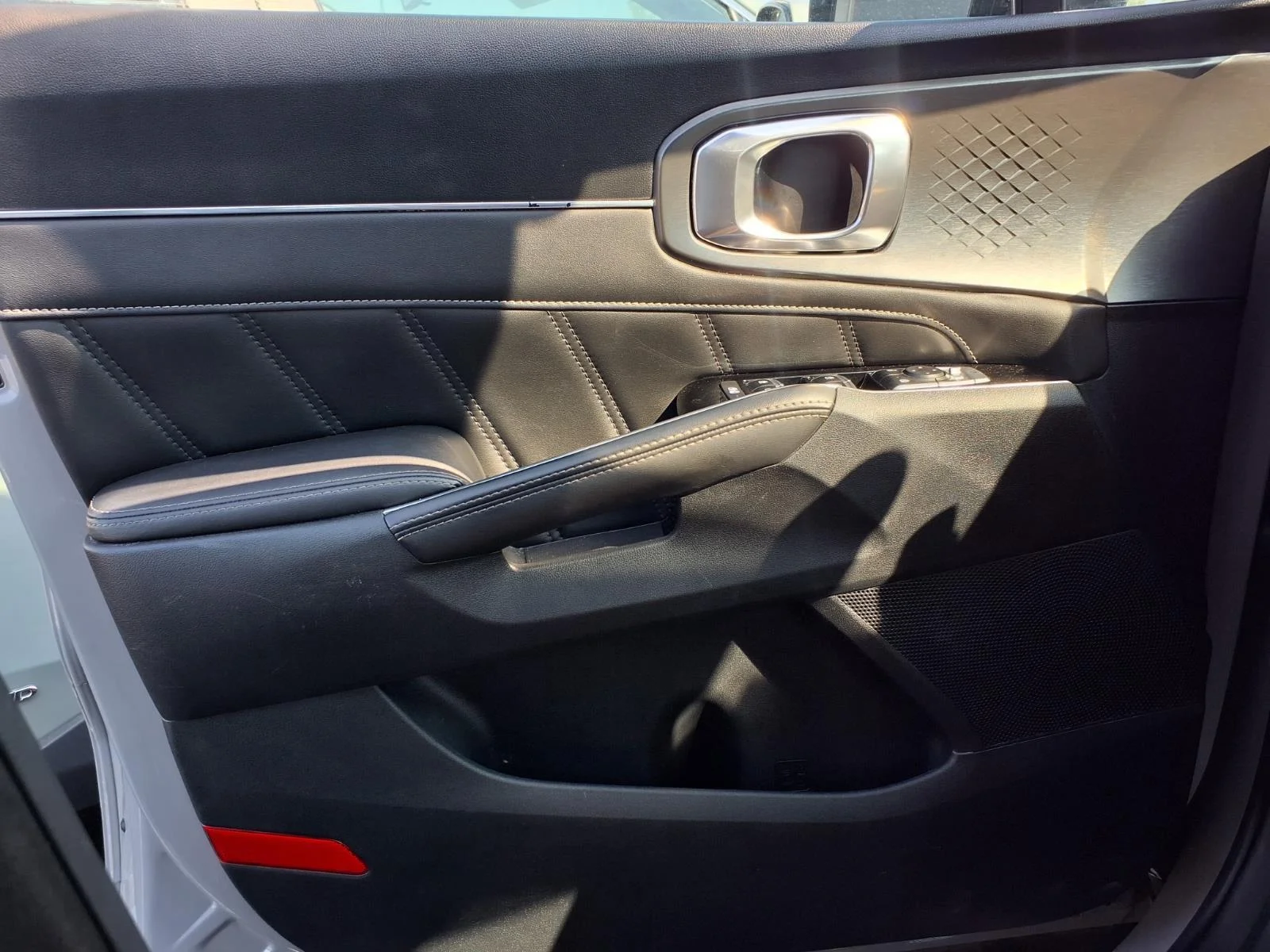 Used 2023 Wolf Gray Kia SX image 15