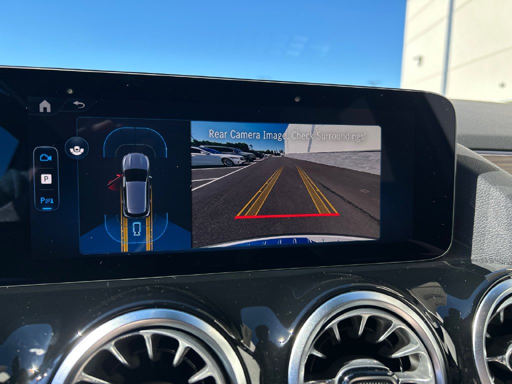 New 2026 Polar White Mercedes-Benz GLA 250 image 55