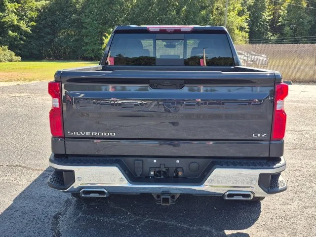 Used 2024 Gray Chevrolet LTZ image 4