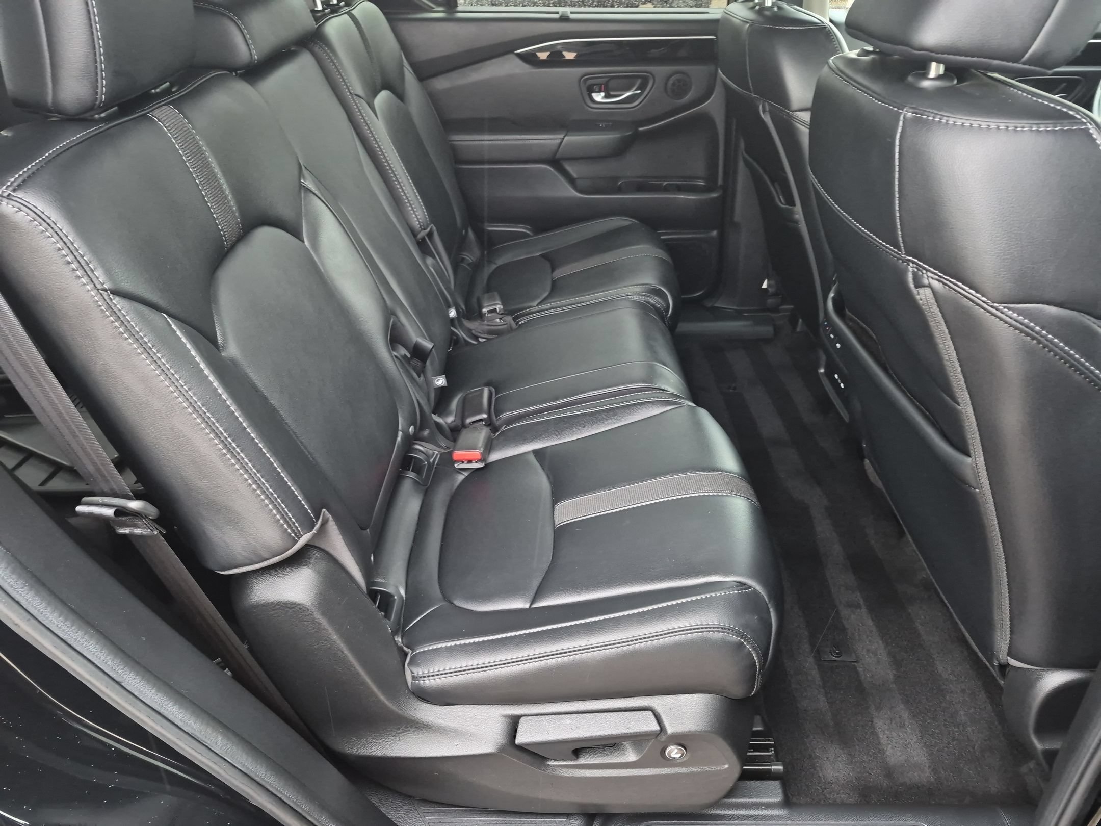 2025 Honda Pilot EX-L - Photo 29