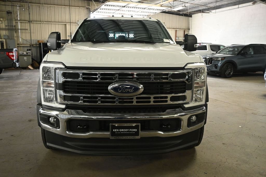 New 2026 Oxford White Ford XL image 4
