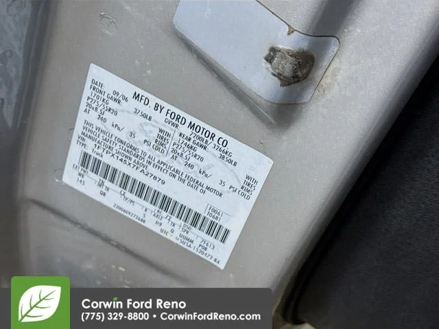 Used 2007 Silver Ford FX4 image 28