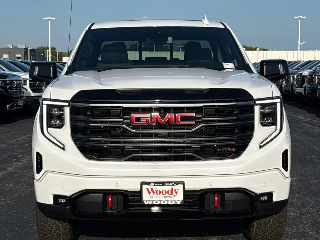 2026 GMC Sierra 1500 AT4 - Photo 4