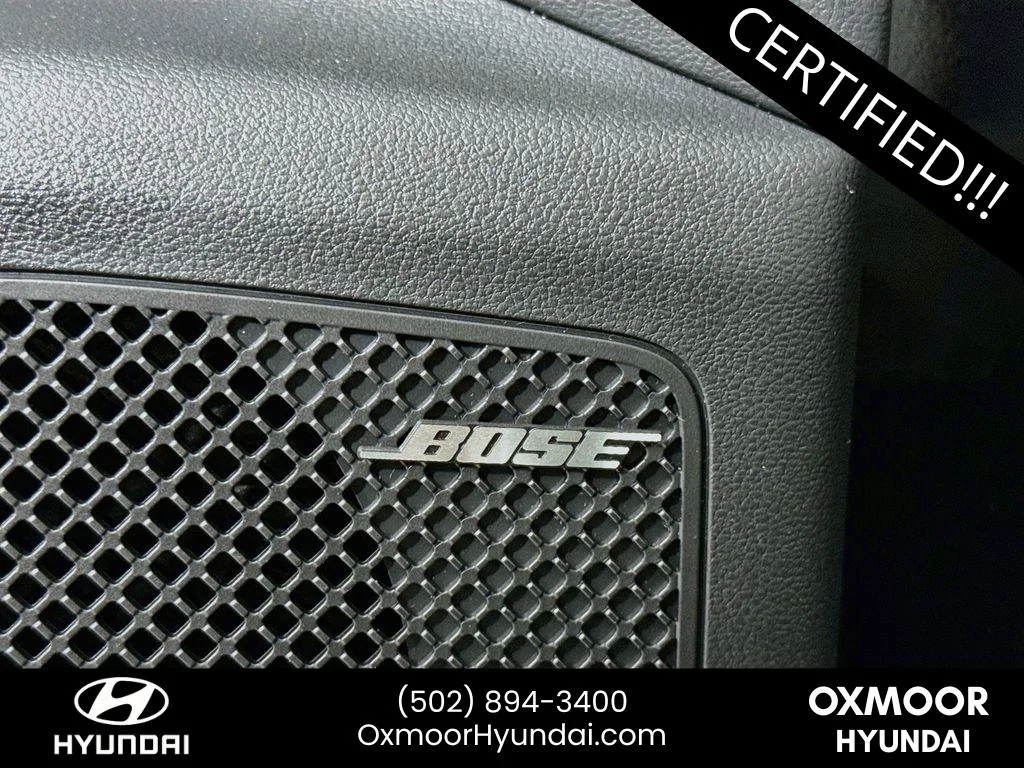 Used 2025 Phantom Black Hyundai Limited image 19