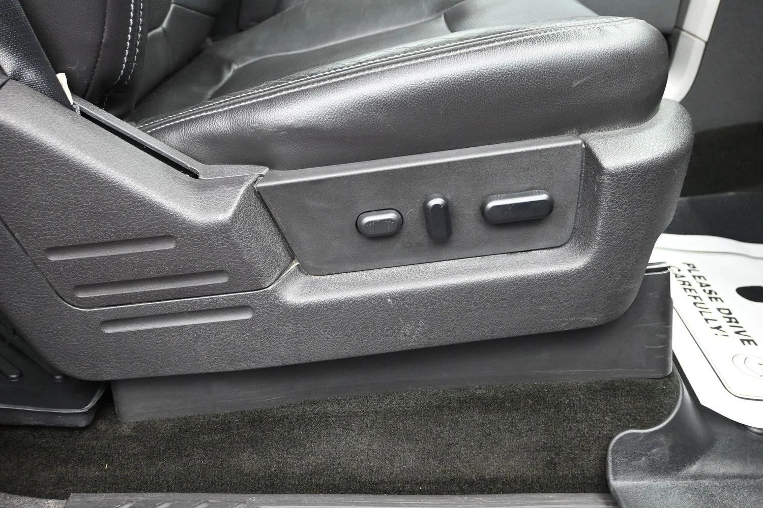 Used 2012 Red Candy Metallic Tinted Clearcoat Ford Lariat image 9