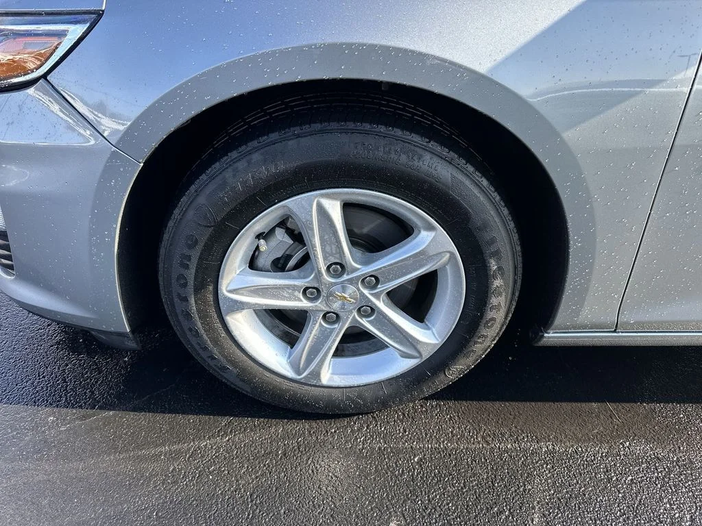 Used 2024 Gray Chevrolet LS image 10
