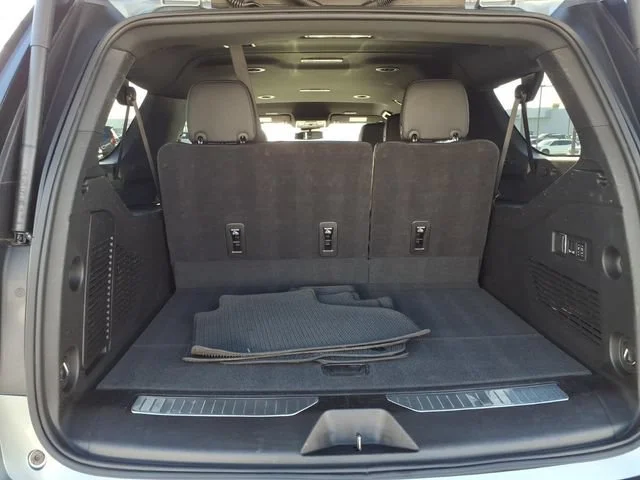 Used 2025 Sterling Metallic GMC Denali image 7
