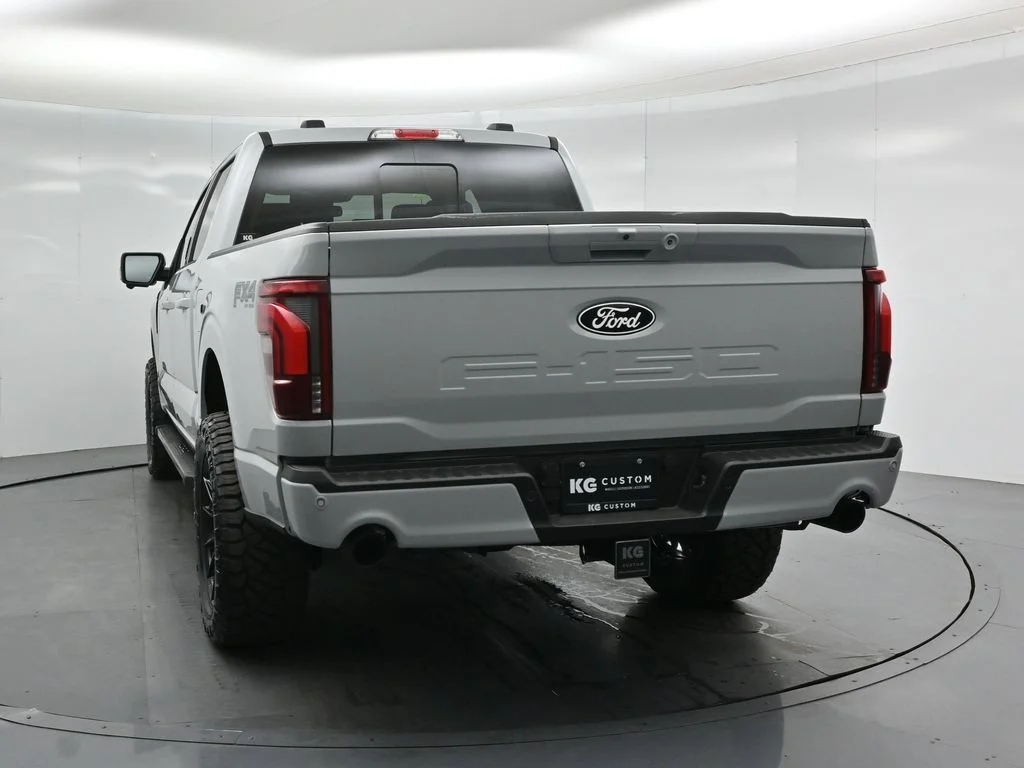 New 2026 Avalanche Ford Lariat image 28