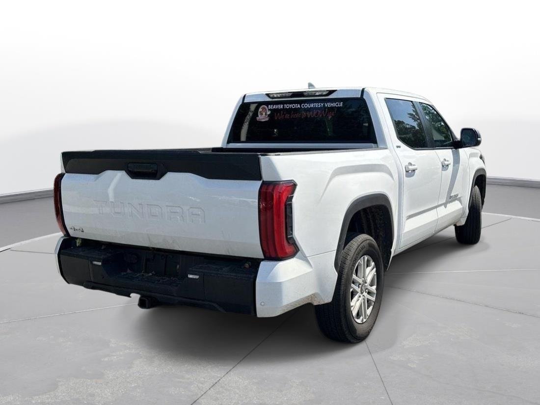 Used 2025 Ice Cap Toyota SR5 image 6