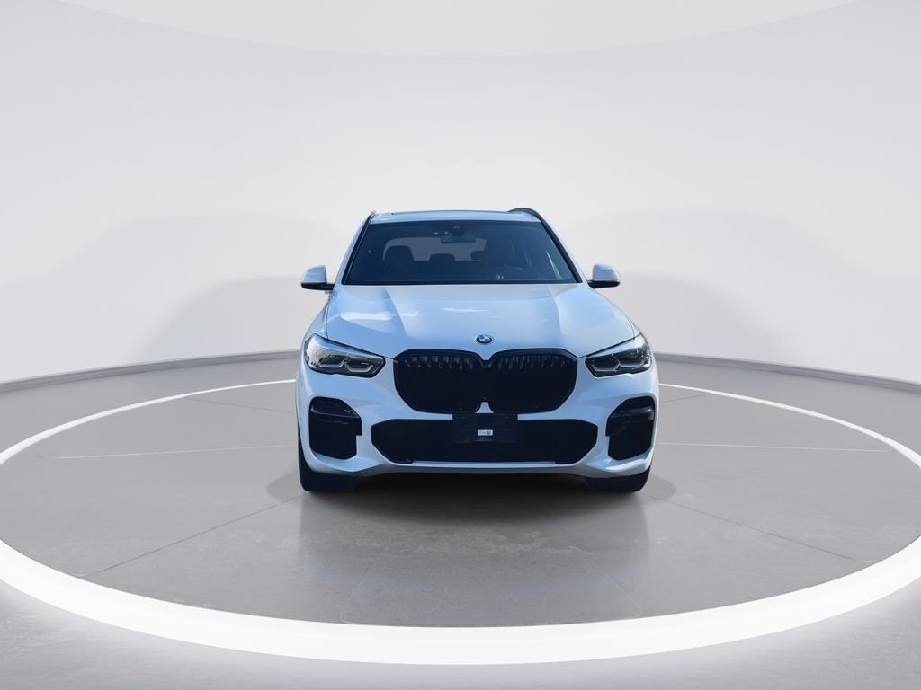 Certified Used 2023 Alpine White BMW M50i image 3