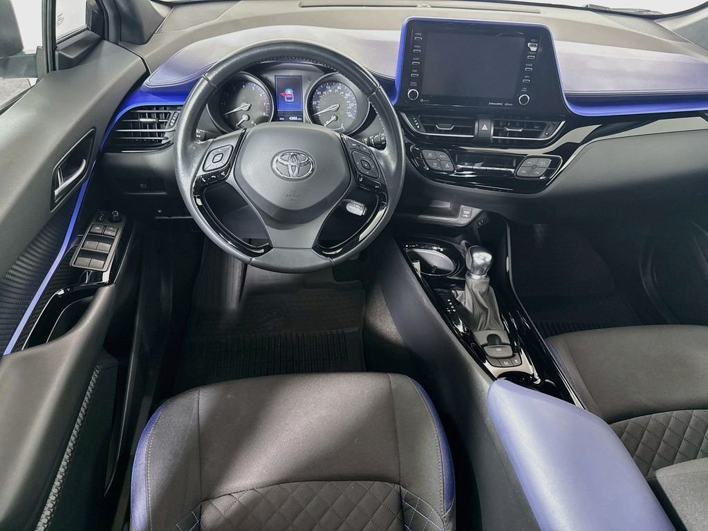 Used 2021 Blizzard Pearl Toyota XLE image 22