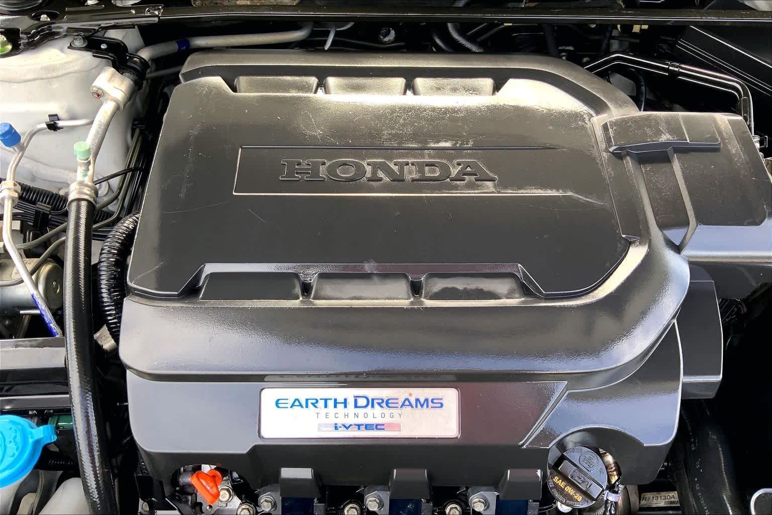 Used 2015  Honda  image 32