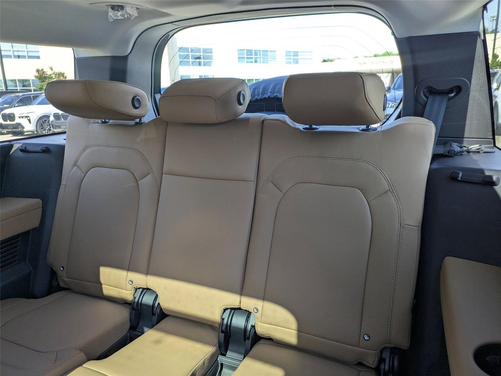 New 2026 Woolstone Green Land Rover S image 30