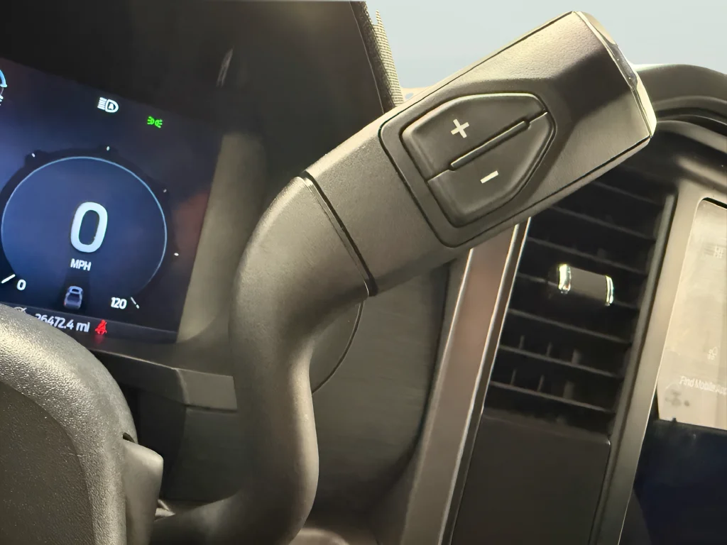 2025 Ford F-150 XLT - Photo 17