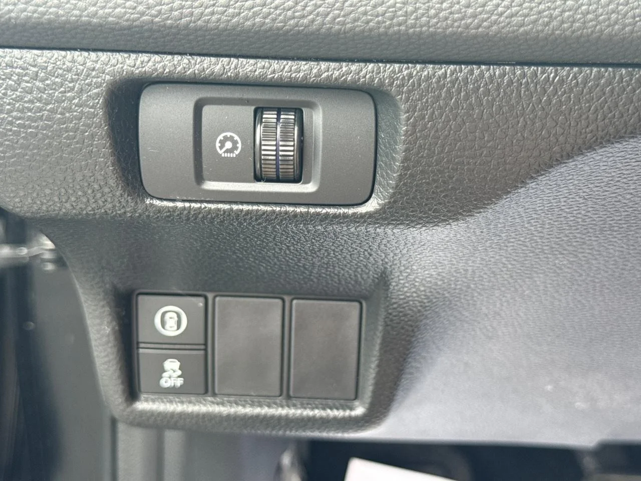 Certified Used 2023 Crystal Black Pearl Honda Si image 23