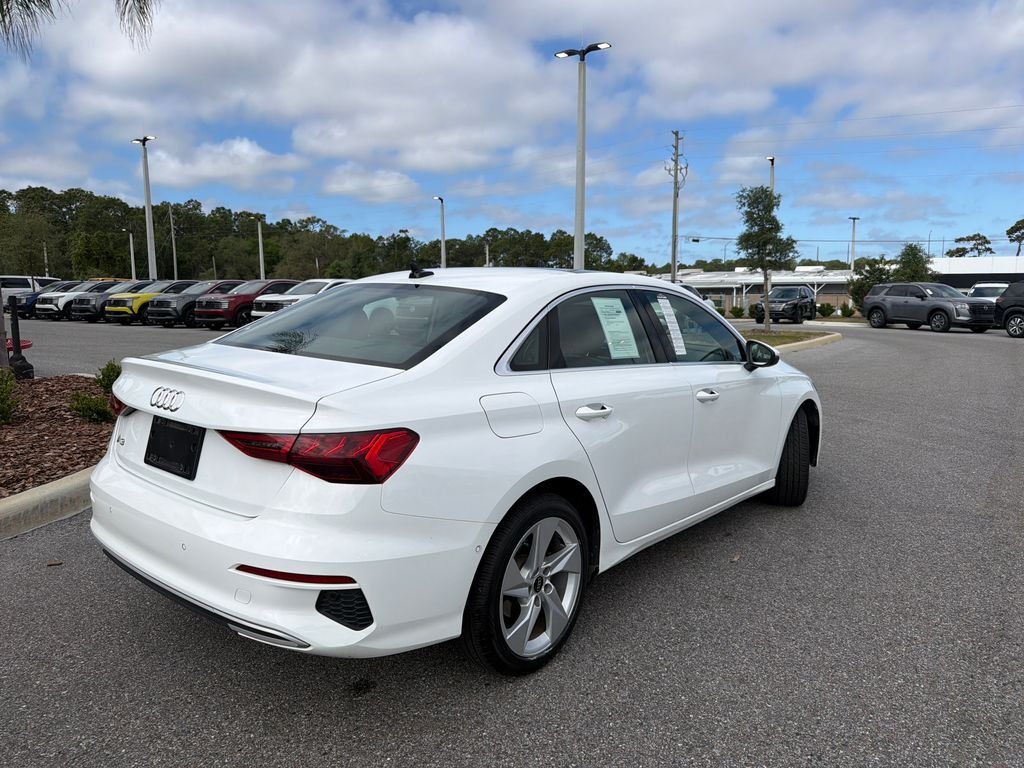 Used 2024  Audi 40 Premium image 7