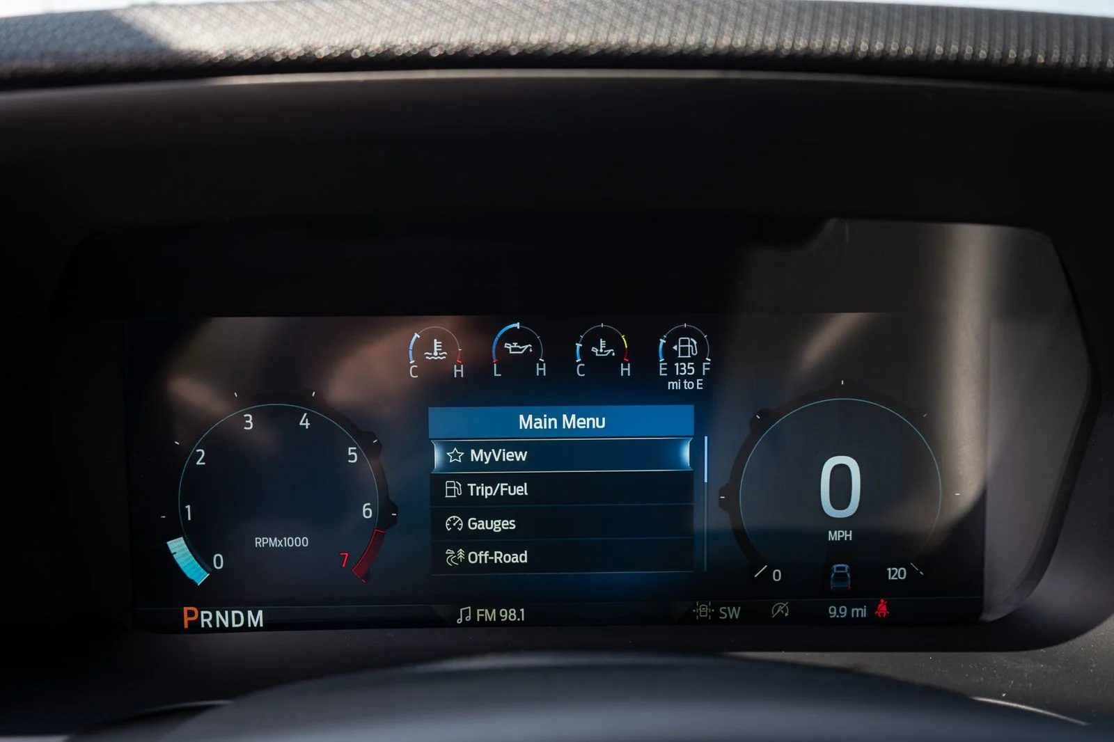 New 2026 Carbonized Gray Metallic Ford XLT image 27