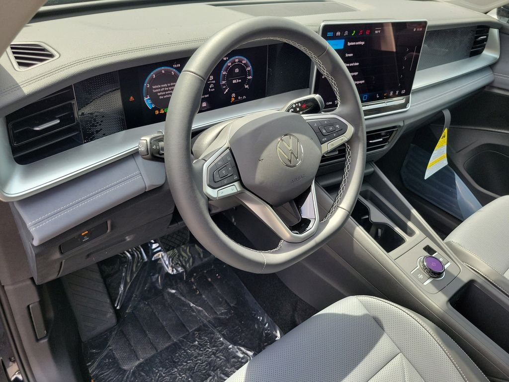 New 2026 Black Volkswagen 2.0T SE image 10