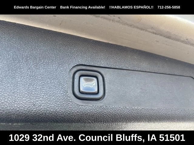 Used 2013 Gold Chevrolet LTZ image 13