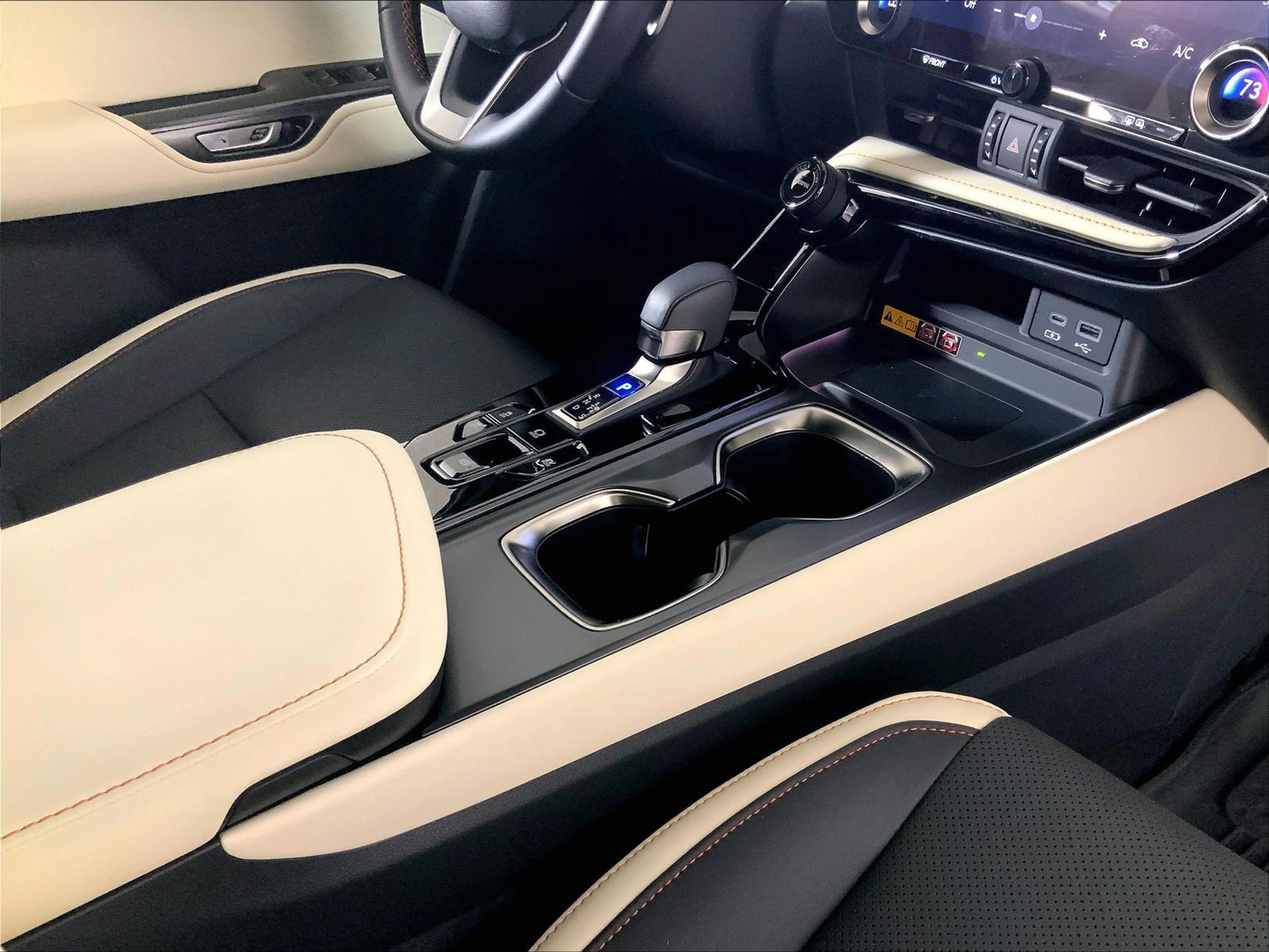 2024 Lexus NX Hybrid 350h - Photo 16