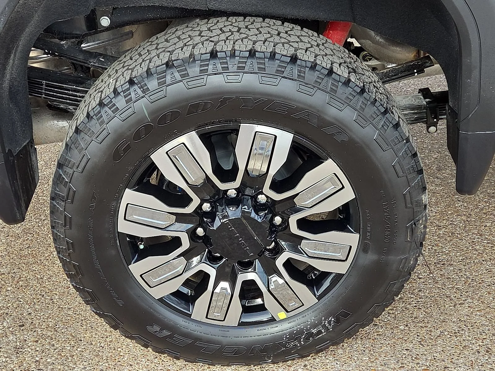 2026 GMC Sierra 2500HD Denali - Photo 8